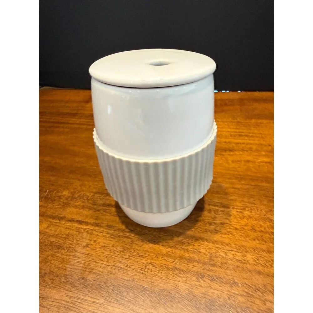 Pampered Chef Ceramic Microwave Egg Cooker with Silicone Sleeve #1529